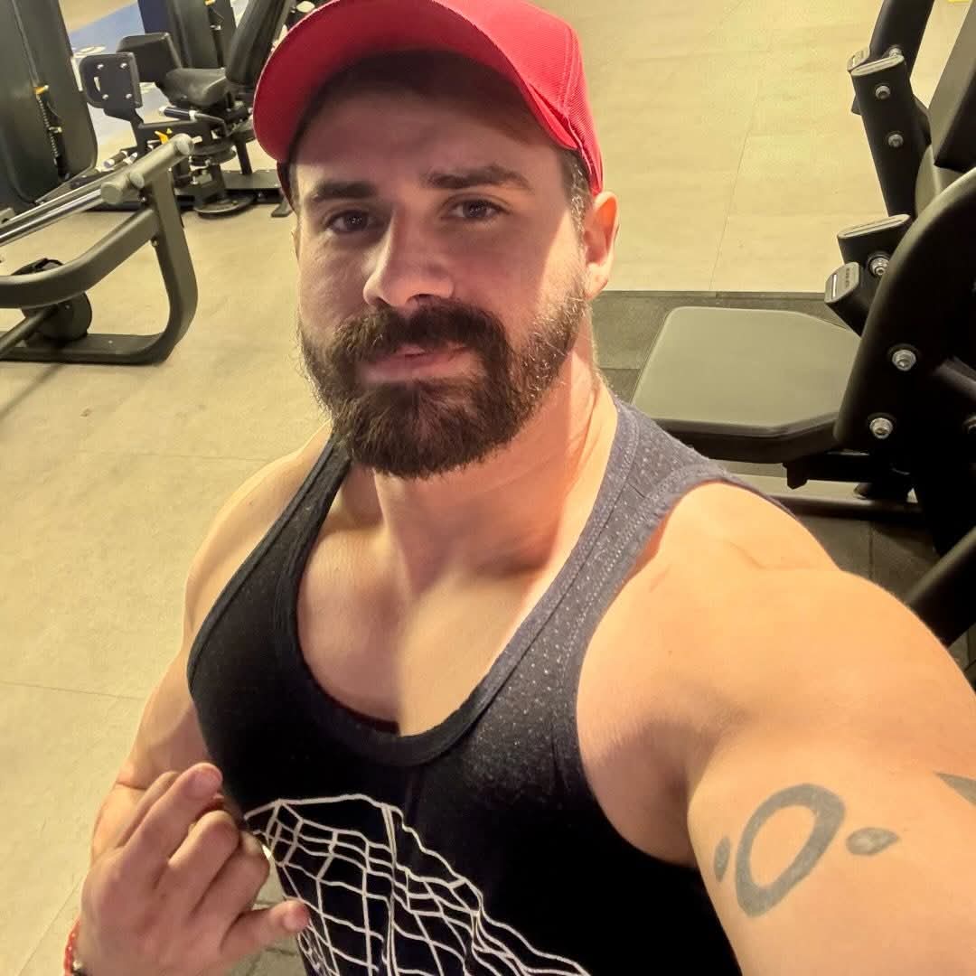 Rogério Vaz: Lajang, Catalão, dan Pria yang Menjadi Alasannya Sendiri — Gallery image 12